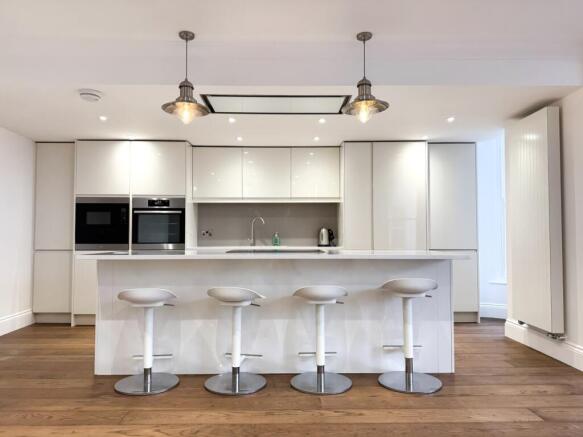 Alex House Marine Parade EweMove-19