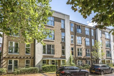 Chandler Way, 111 Chandler Way, London