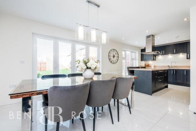 Kitchen/Dining/Family Room