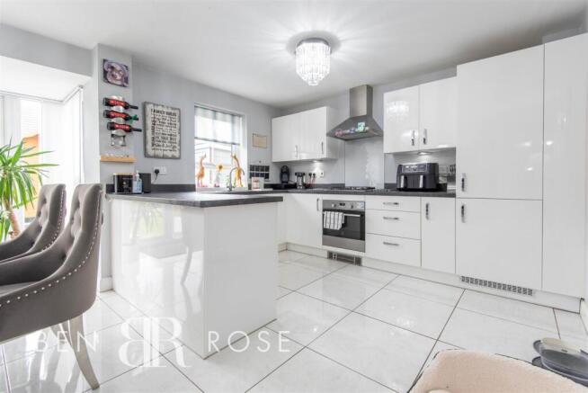 Kitchen/Dinning Room