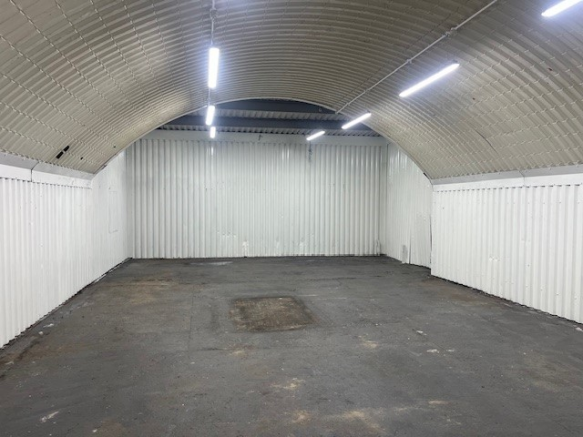 An empty arch with white lining