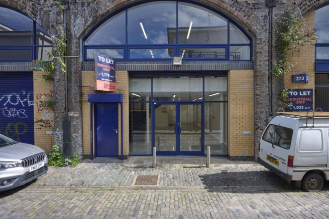 The front of an arch.