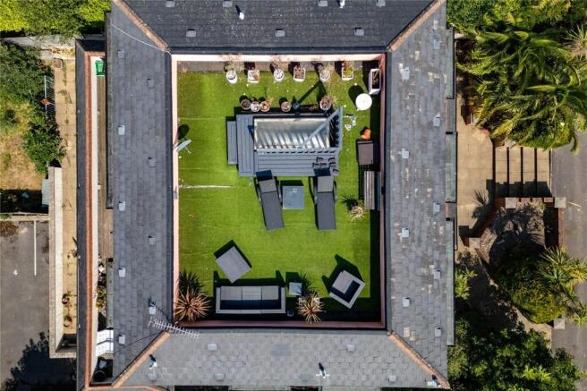 Drone of roof terrac