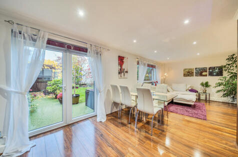 Aysgarth, Bracknell, Berkshire, RG12