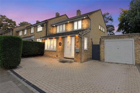 Harcourt Road, Bracknell, Berkshire, RG12