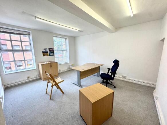 6DCB2E56-48B1-44D...