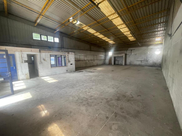 Photo 3