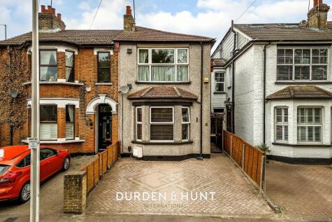 Crescent Road, South Woodford, E18