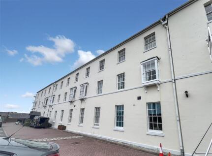 Wellington Court, Weymouth