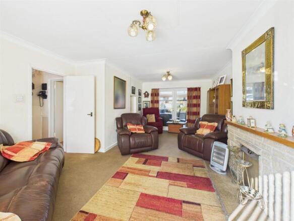 CAM03975G0-PR0081-STILL017 - Copy.jpg