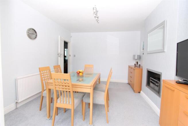 Dining room.JPG