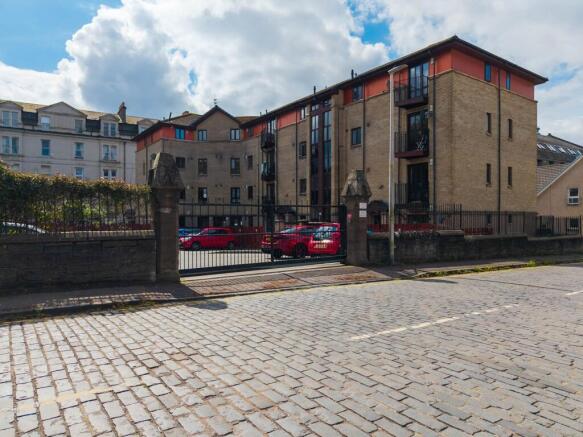 16 BAXTER PARK (1)