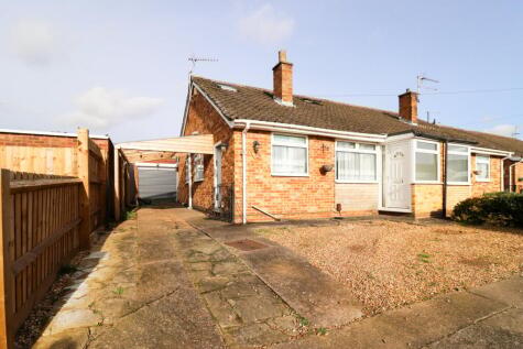 Hollingside Drive, Northampton, NN2