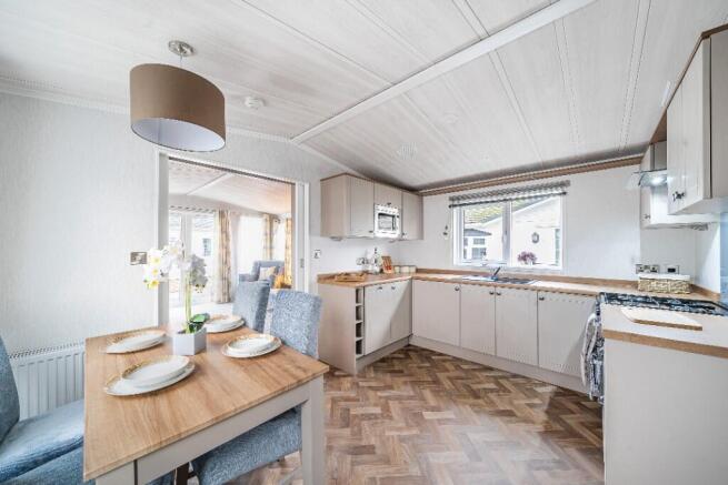 Kitchen/ Diner