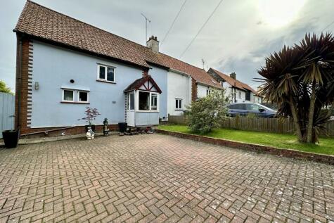 Hythe - 3 bedroom semi-detached house for sale