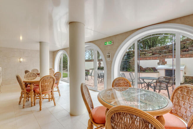 Communal seating