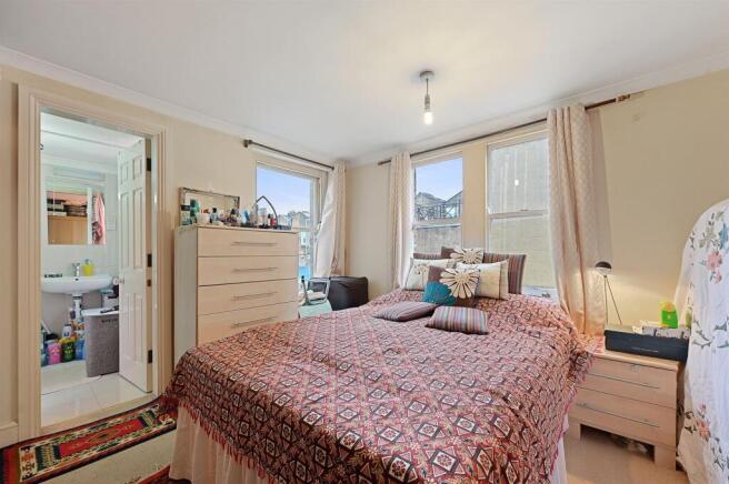 BW - Flat Formosa Street - Bedroom3 (1).jpg