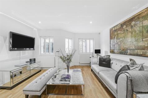 Octavia Mews, London