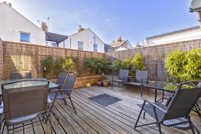 For sale by Aspire Residential | St Anselms Road