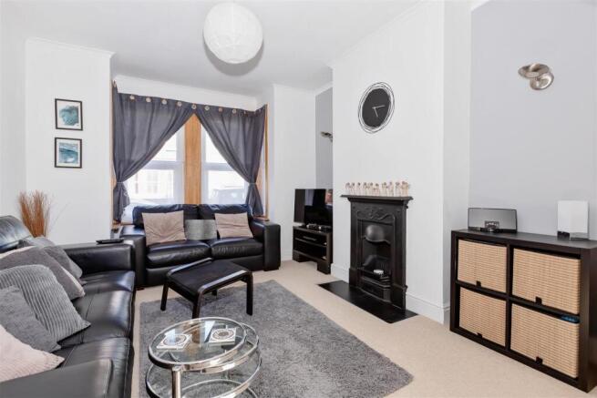 For sale by Aspire Residential | St Anselms Road