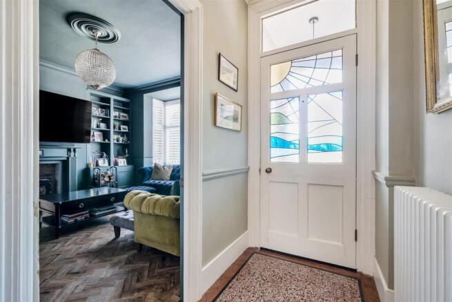 For Sale by Aspire Residential | Broadwater Road