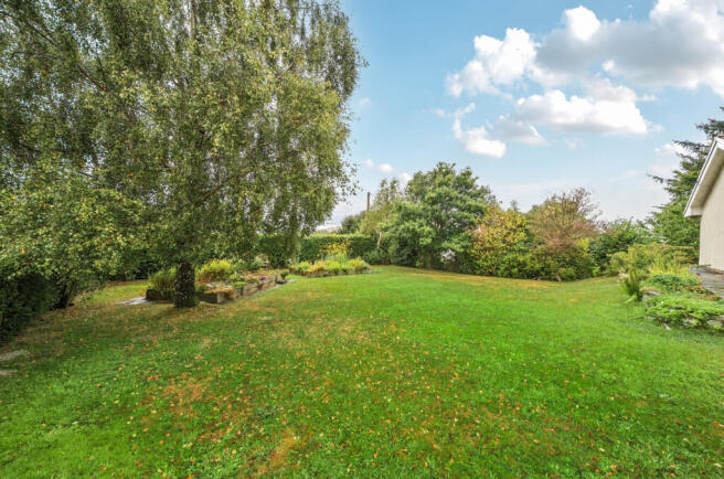 1343664-4-68b0691...