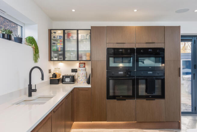 Southlands 1 Kitchen Dining Room-4