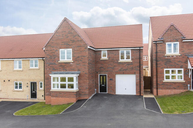 Laurel Court 25 External-1