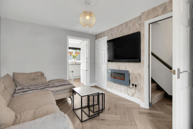 54 Evergreen Way (Living Room - 1)