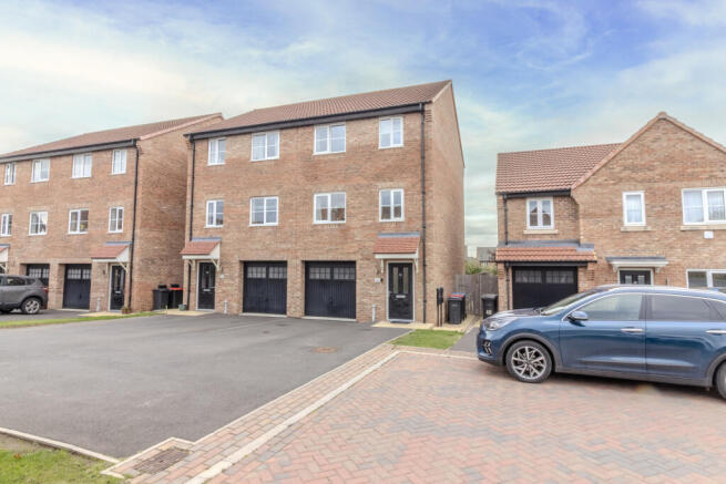 50 Harebell Road (1 of 2)