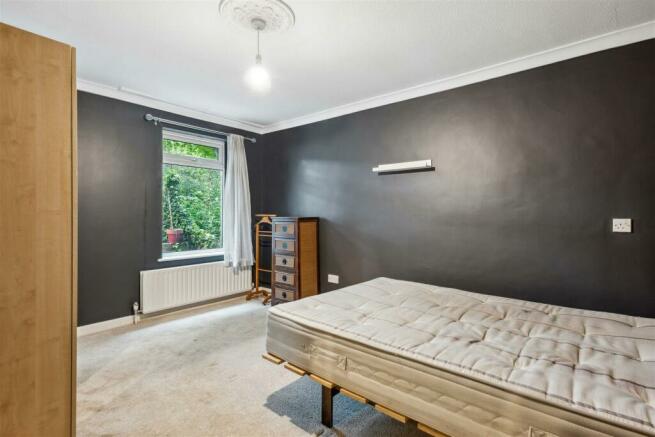 4 Boscombe Gardens, Streatham, SW16 3NW-11.jpg