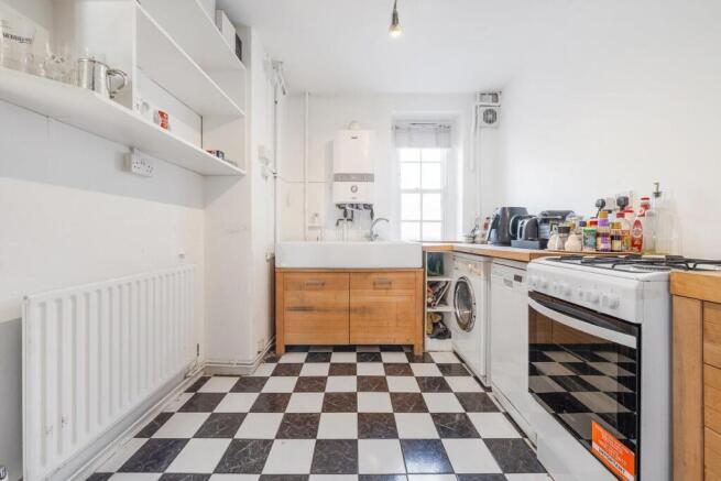 Kitchen.2.JPG