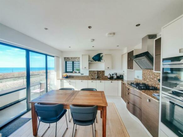 Dining area and kitchen new.jpg