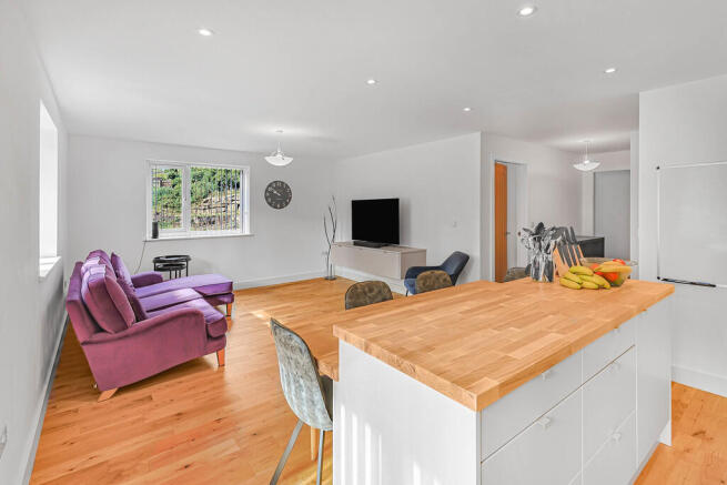 Kitchen/Diner/Liv...