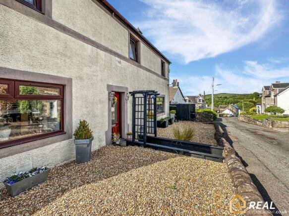 Stunning 4-Bedroom Detached Family Home