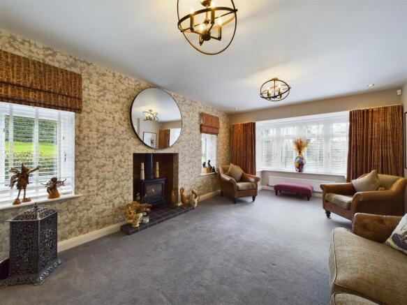 Formal Lounge