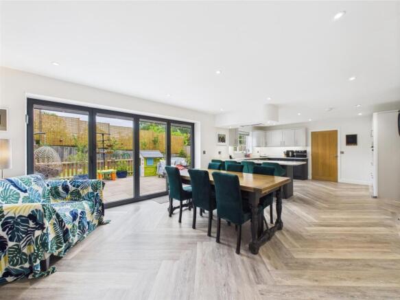 Fabulous Open Plan Living Kitchen