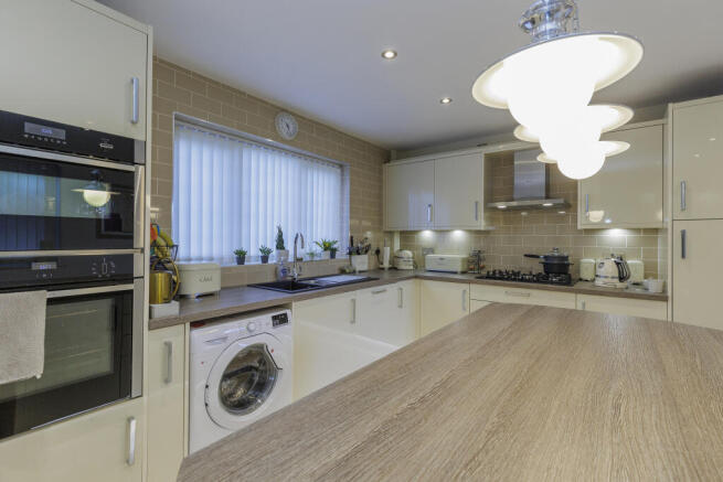 28 Rosedale-12