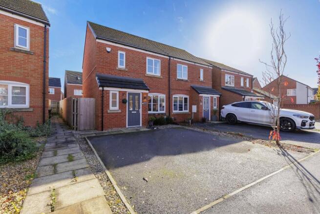 edited-83 Garston cresent-34