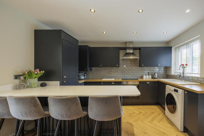 15 Heath close-05