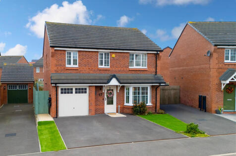 Grassfield Close, Golborne, Warrington, Lancashire