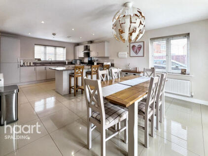 Atherton Gardens, Pinchbeck