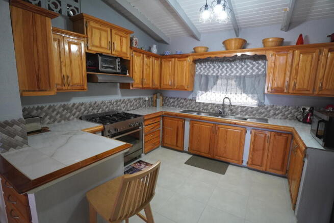 Spacious kitchen