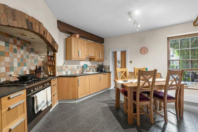 7 Edgar Street - kitchen (brochure).jpg