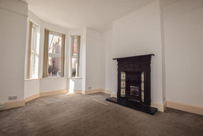 St Dunstans, 36 lounge new.jpg