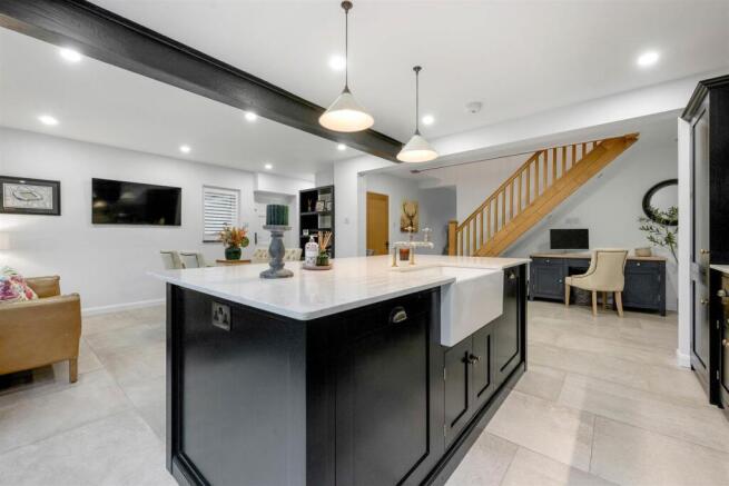 34 Chaveney Road WEB PH-39.jpg