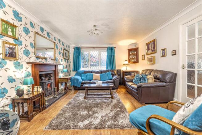 36 Holbourne Close PH-34.jpg