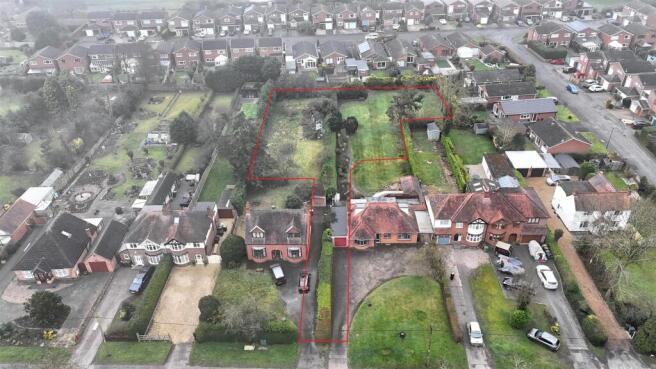 Boundary line - Nuneaton road.jpg