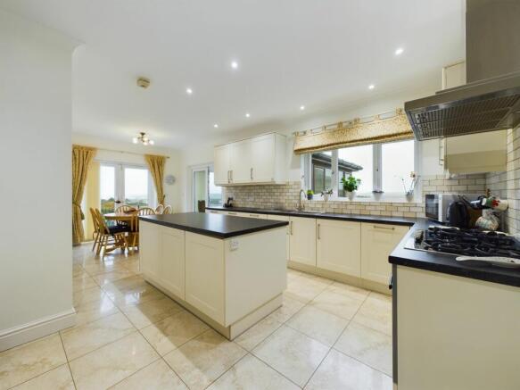 Kitchen Breakfast Room