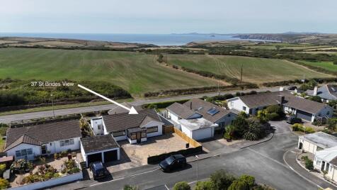 St. Brides View, Roch, SA62